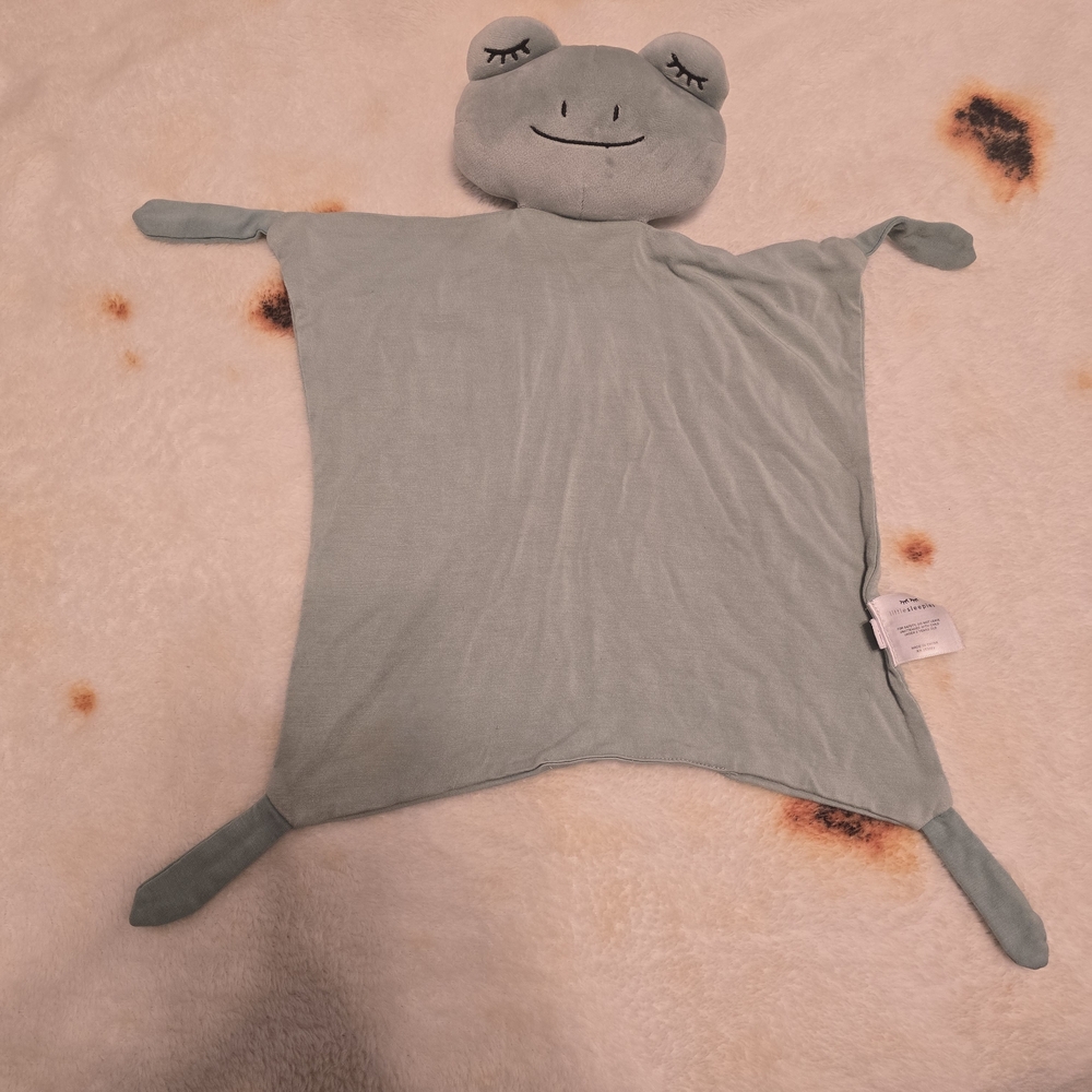 Frog Lovey
